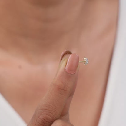 Gold Bloomlight Lab Grown Diamond Nosepin