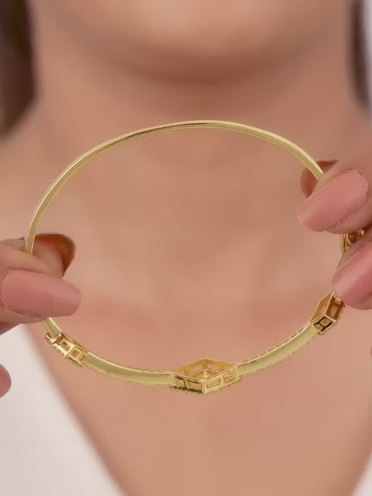 Kriti Sanon Golden Square Prism Signature Bracelet