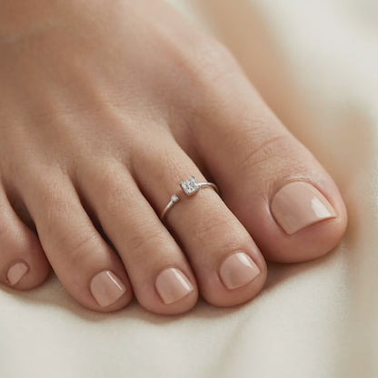 Silver Parijat Toe Rings