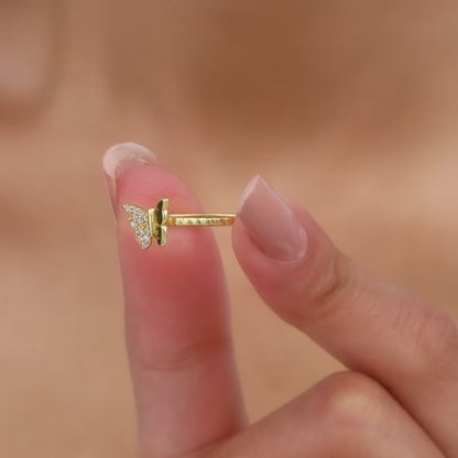 Golden Fluttery Wings Ring
