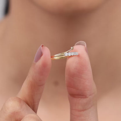 Gold Lovelight Lab Grown Diamond Ring