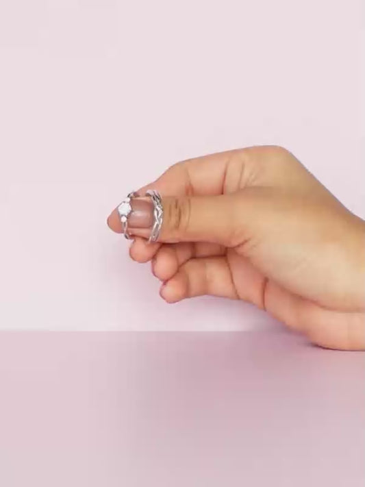 Silver Elegant Love Couples Rings
