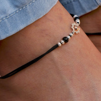 Dual Tone Graceful Floral Anklet