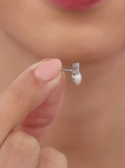 Silver Precious Pearl Earrings