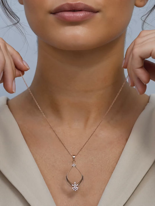 Rose Gold Princess Pendant With Link Chain