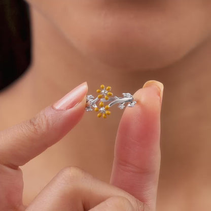 Silver Flora Fine Ring