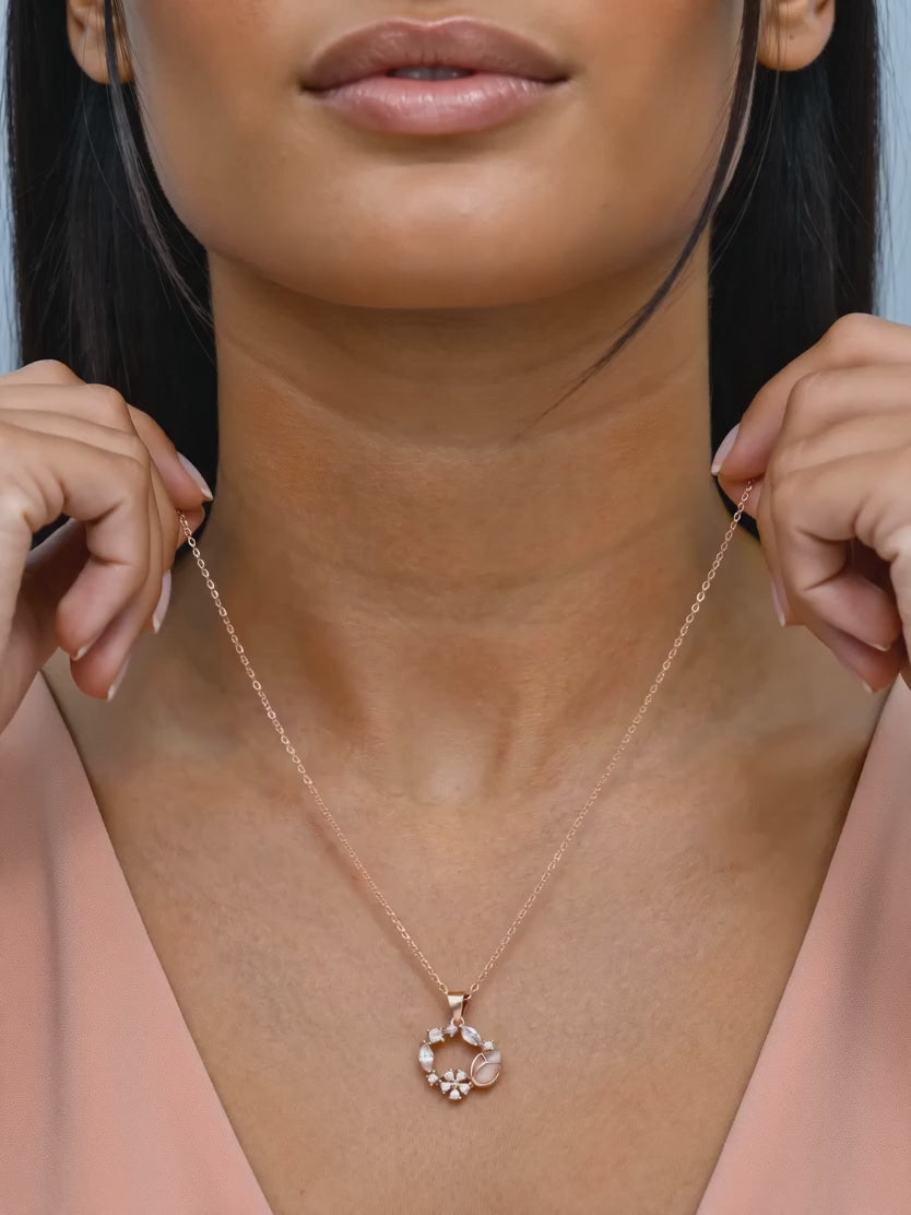 Rose Gold Drop Wreath Pendant With Link Chain