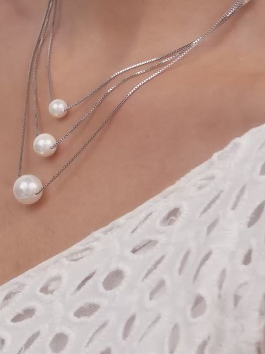 Kriti Sanon Silver Triple Layer Pearl Necklace With Link Chain