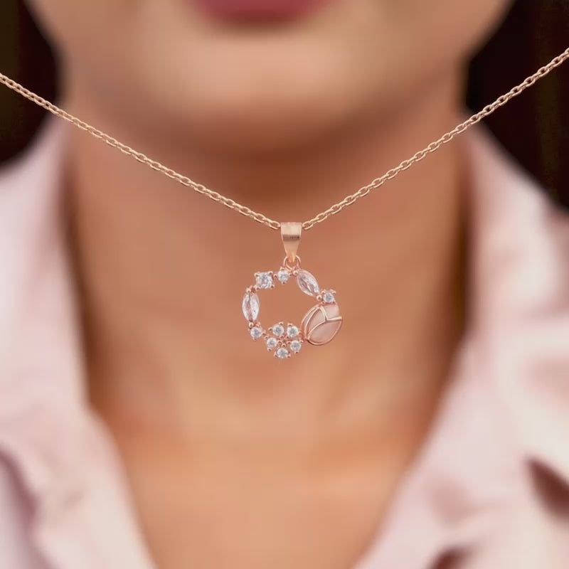 Rose Gold Drop Wreath Pendant (Without Chain)