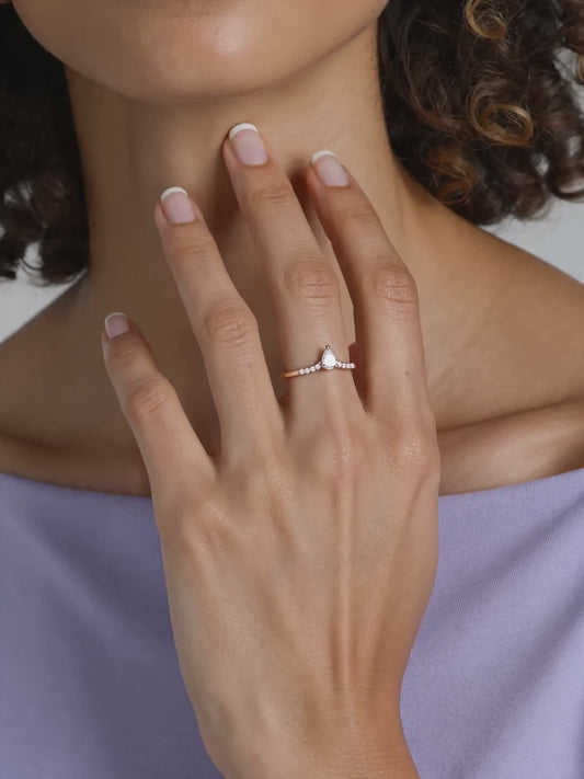 Rose Gold Celeste Oval Ring