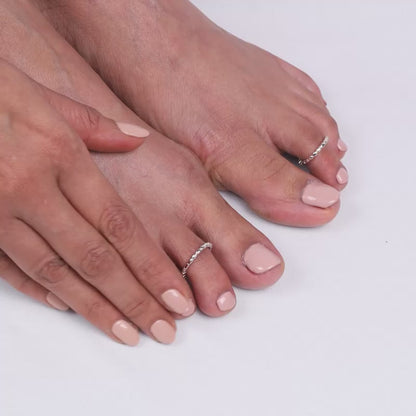 Silver Sushma Toe Rings