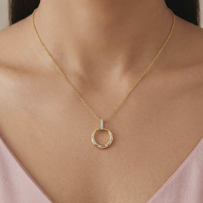 Gold Opulent Classic Lab Grown Diamond Pendant