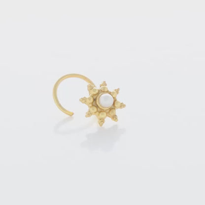 Golden Star Pearl Nose Pin