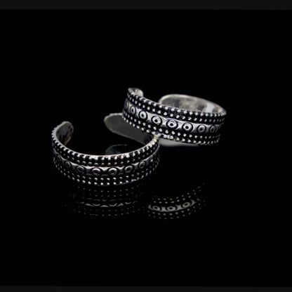 Oxidised Silver Black Beauty Toe Rings