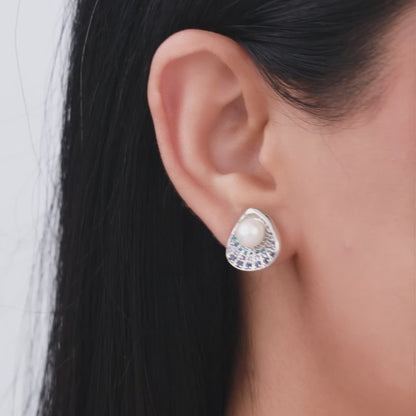 Silver Pearl in a Shell Stud Earrings