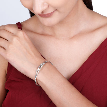 Silver Leaf Centrepiece Bracelet