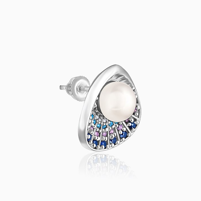 Silver Pearl in a Shell Stud Earrings