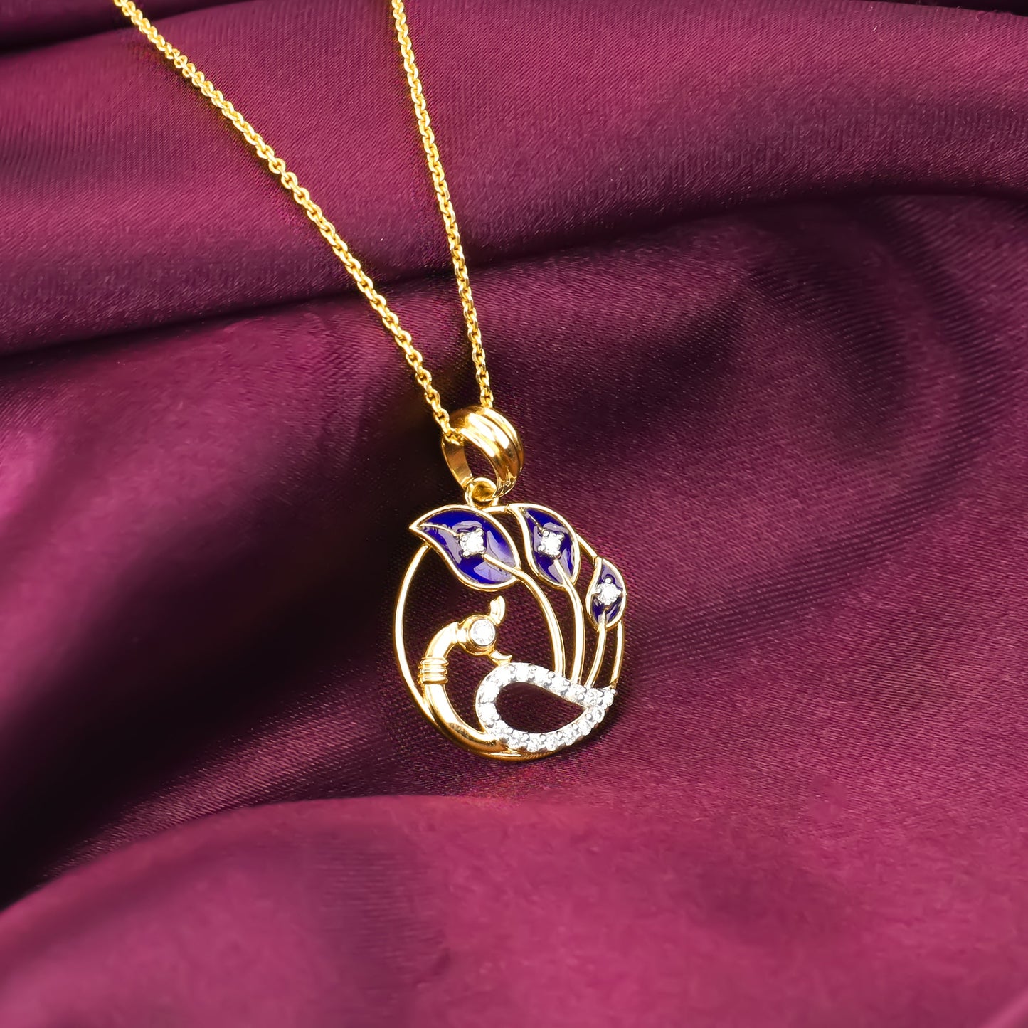 Gold Fabulous Peacock Diamond Pendant