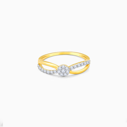 Gold Intertwined Spark Diamond Ring