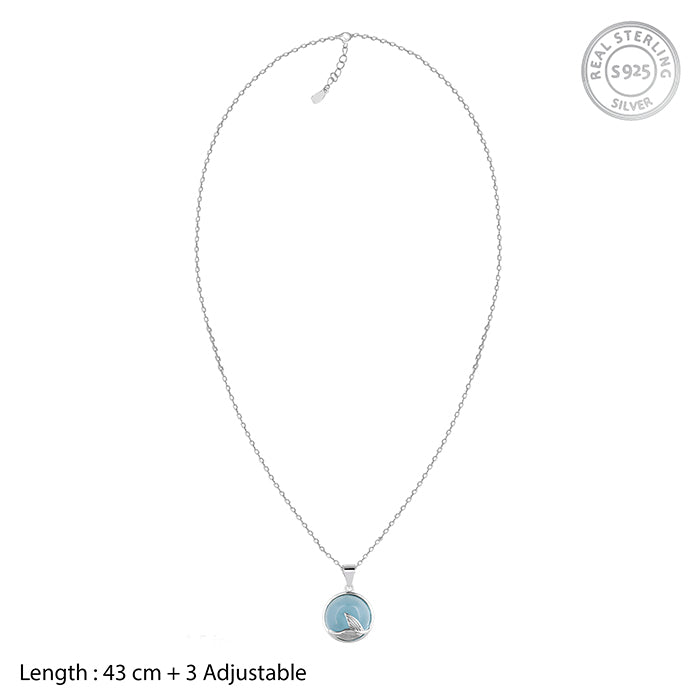 Silver Gleaming Blue Fish Tail Pendant with Link Chain