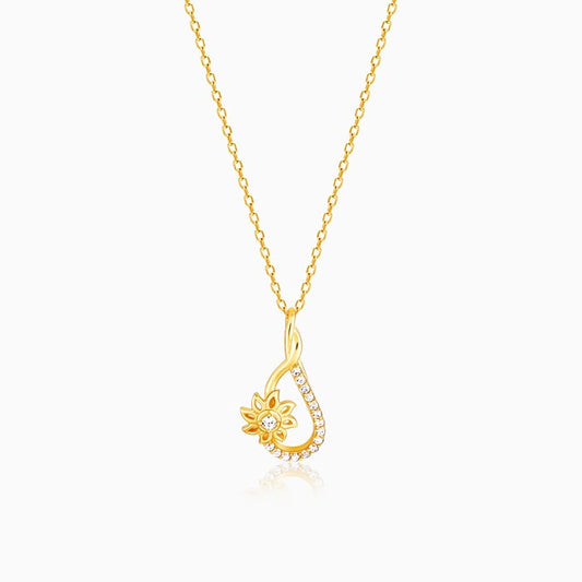 Golden Blossoming Glory Pendant with Link Chain