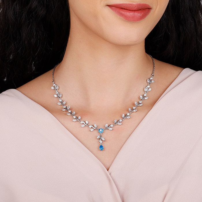 Asprey London Daisy Diamond Pendant Necklace | RegalFille