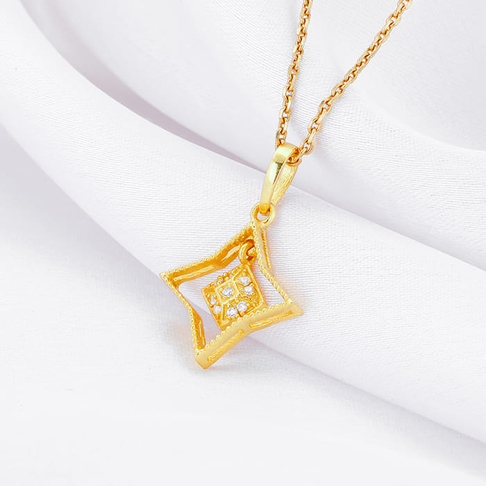 Buy Golden Mystic Star Signature Pendant With Link Chain Online in ...