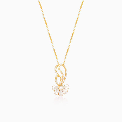 Golden White Floral Damsel Pendant With Link Chain