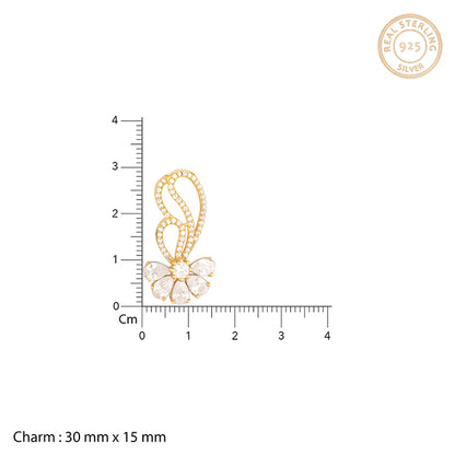 Golden White Floral Damsel Pendant With Link Chain