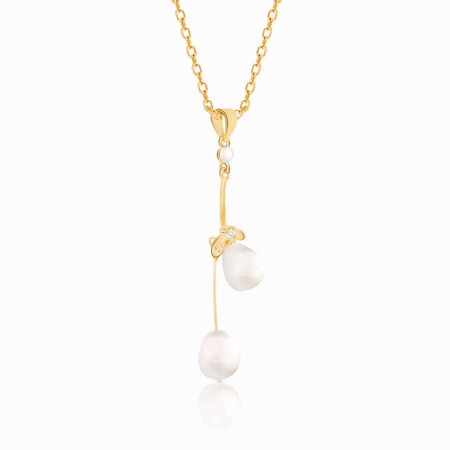 Golden Daydream Pearl Pendant With Link Chain