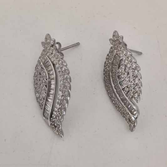 Silver Zircon Studded Leaf Set earring